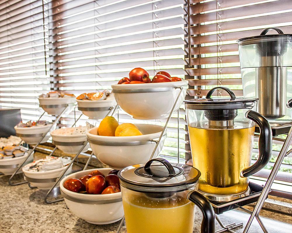Holiday Inn - Cheshire - Southington By Ihg Екстер'єр фото