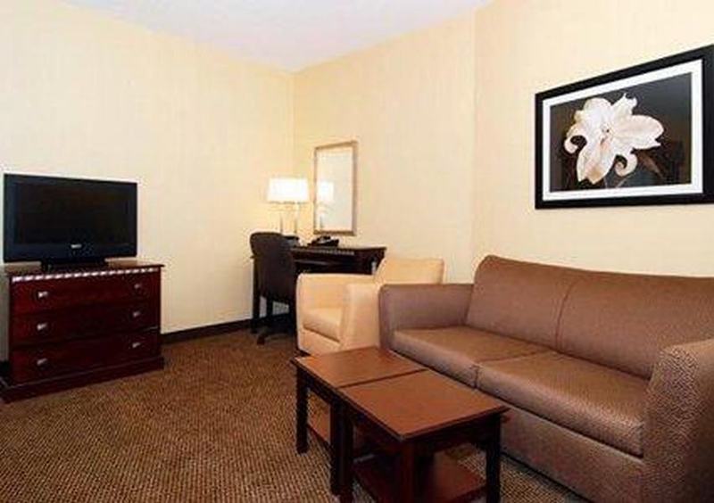 Holiday Inn - Cheshire - Southington By Ihg Екстер'єр фото